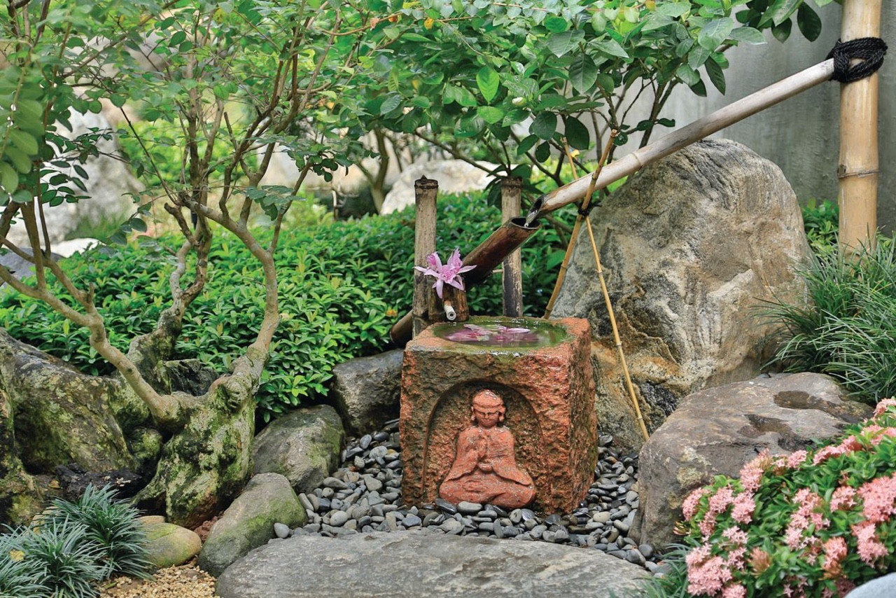 Thi công thiết kế sân vườn