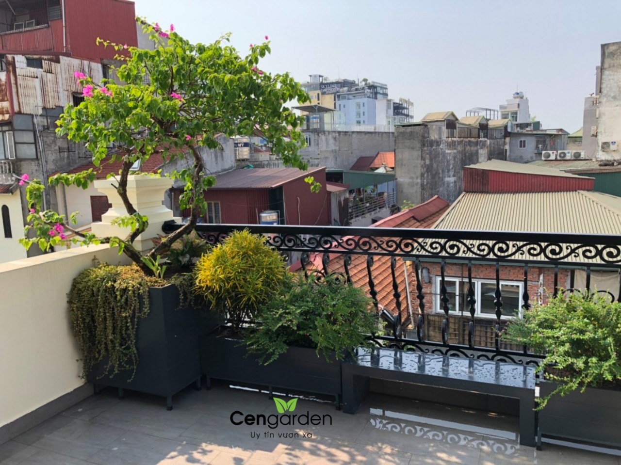 Thi công thiết kế ban công sân thượng