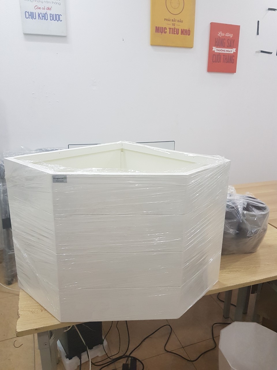 Chậu vát góc Vinapot